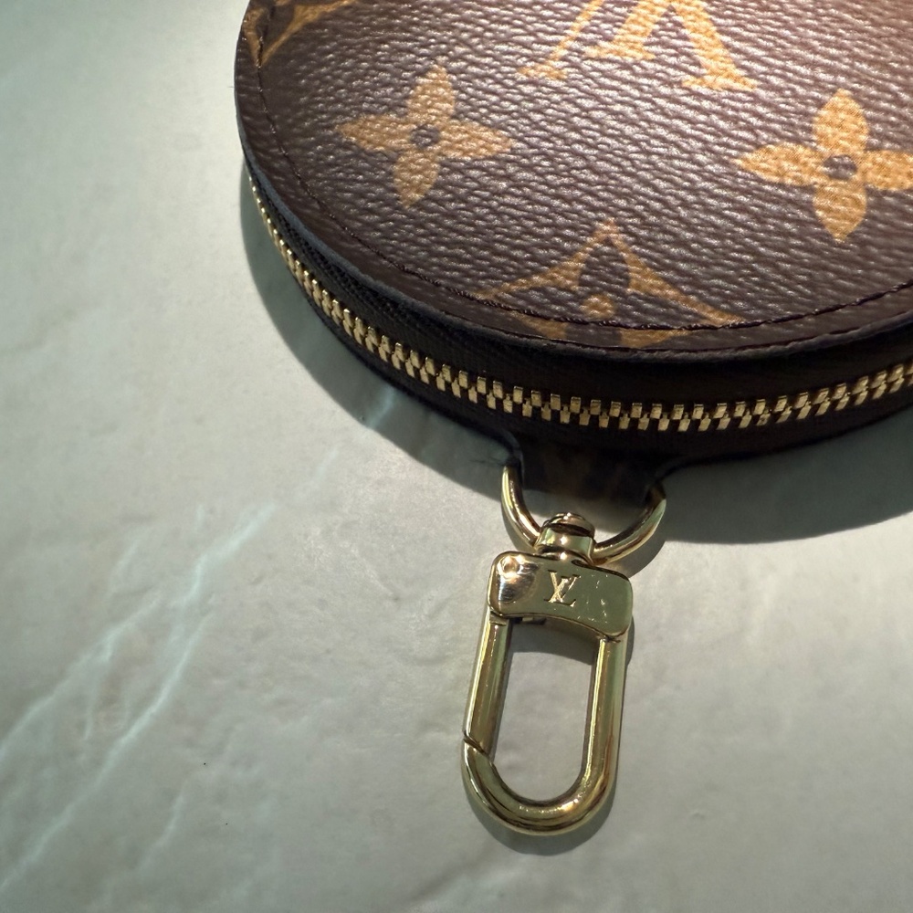 LOUIS VUITTON Multi Pochette Accessoires with dustbin, box and gift bag - Khaki - Picture 14 of 16